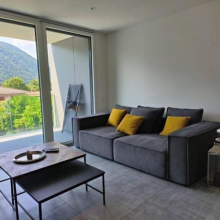 Design Apartment Melano Lake Esterno foto