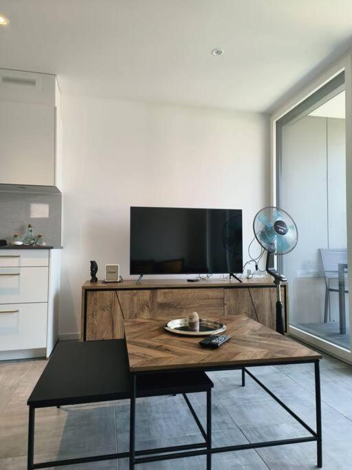 Design Apartment Melano Lake Esterno foto