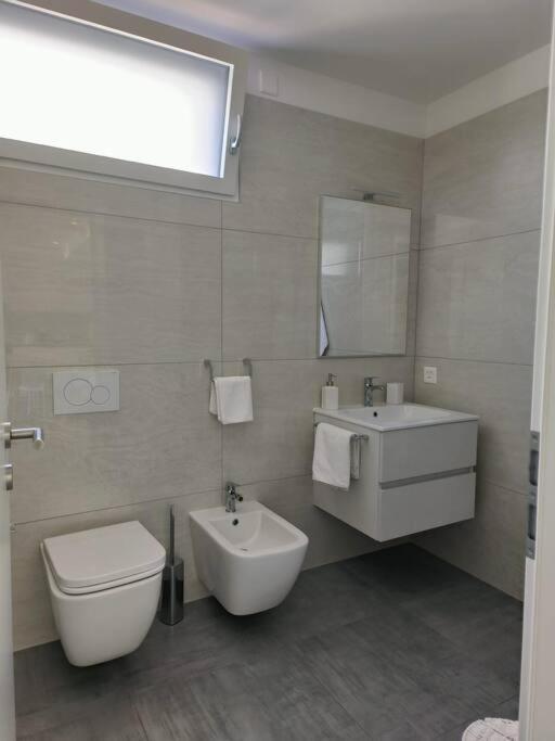Design Apartment Melano Lake Esterno foto